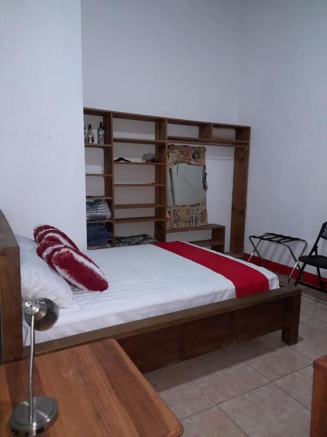 Hostal Blood Moon Rio Dulce Exterior photo